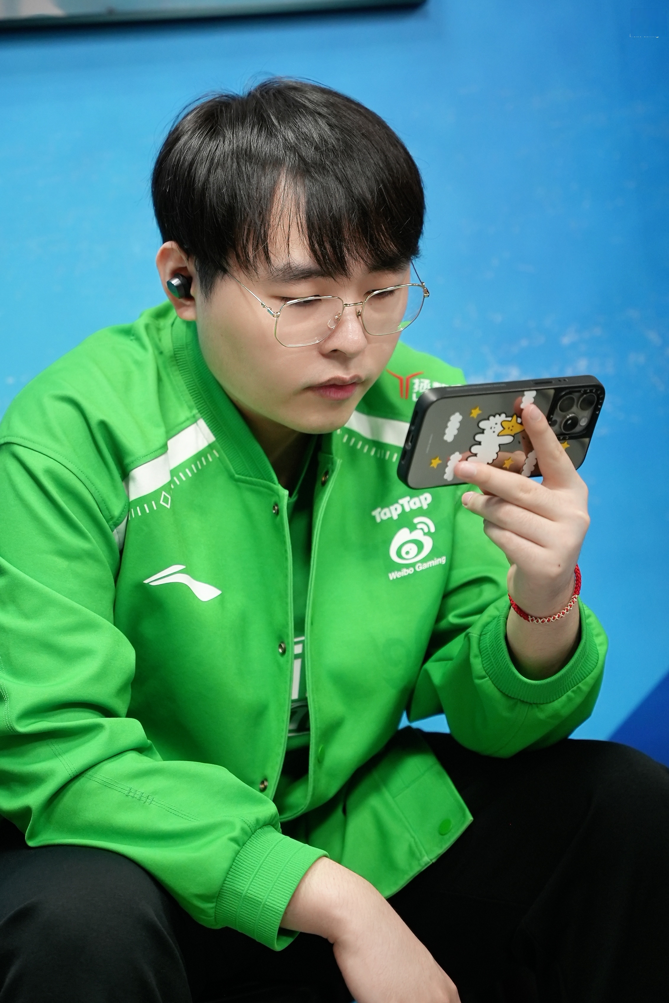 开云体育app-WBG横扫G2，Xiaohu拿下关键大龙激烈交锋2025世界赛，强势挺进下一轮的简单介绍