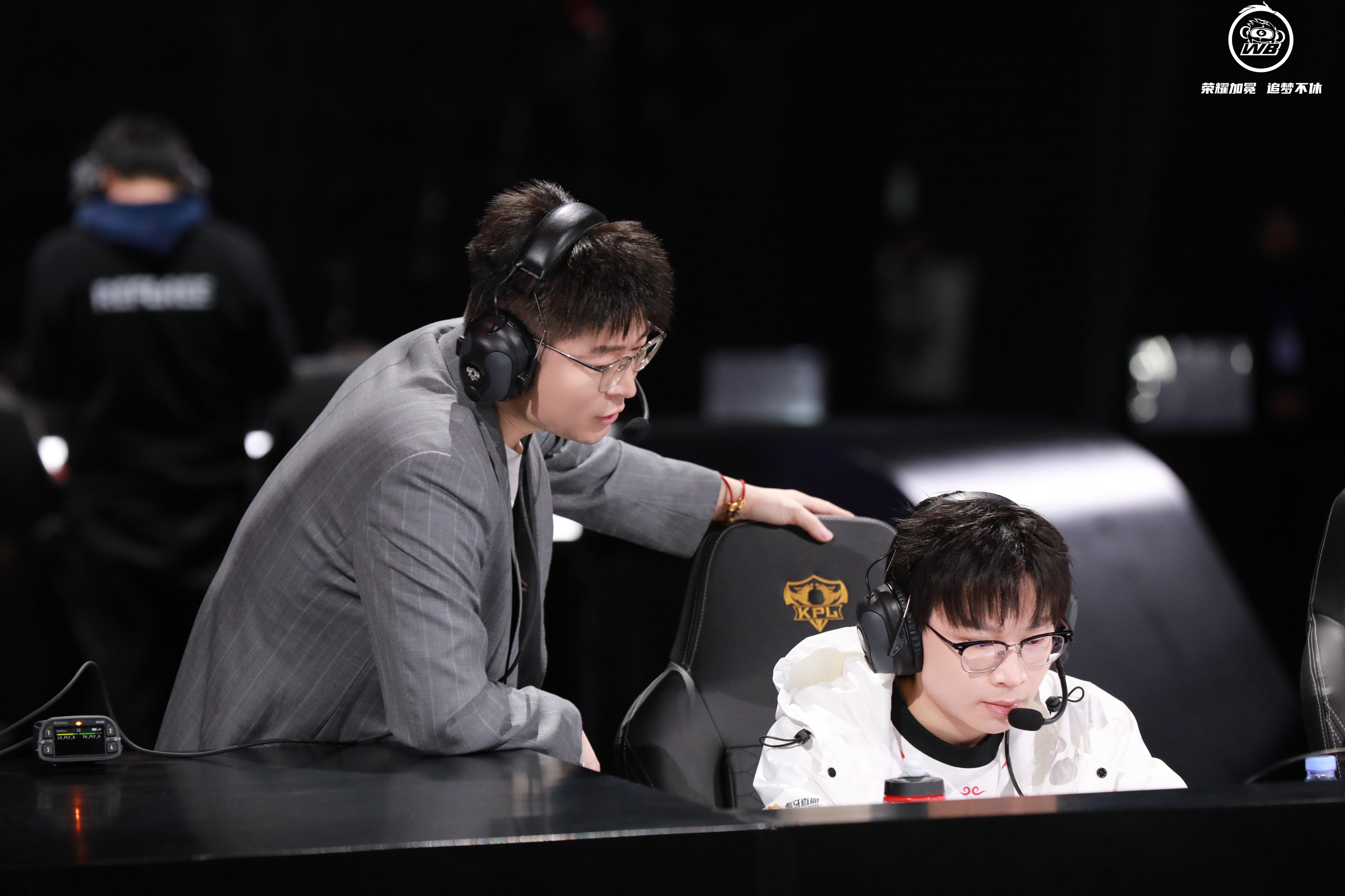 WBG横扫G2，Xiaohu拿下关键大龙激烈交锋2025世界赛，强势挺进下一轮的简单介绍